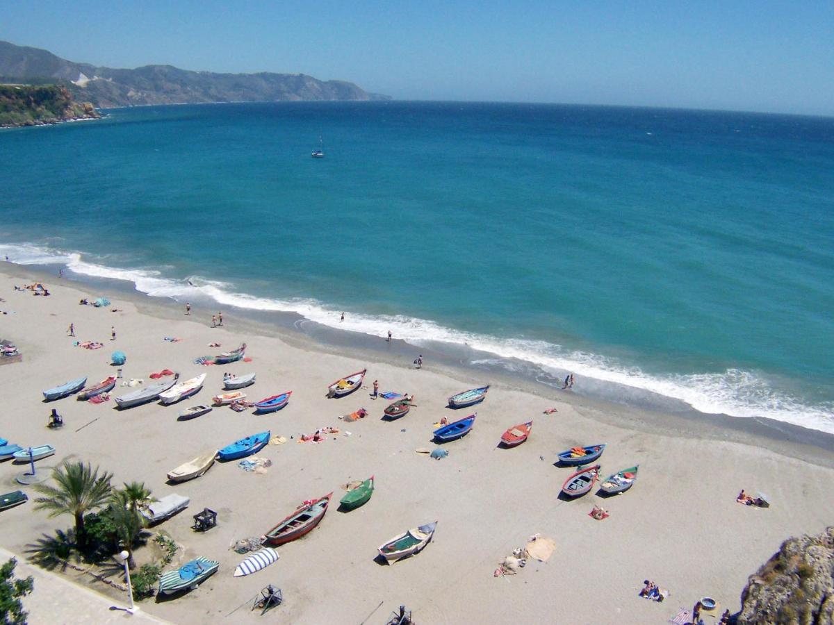 R838 Capistrano Playa 213 Daire Nerja Dış mekan fotoğraf