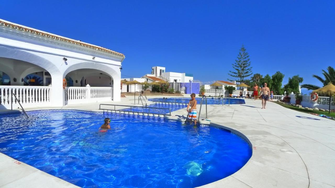 R838 Capistrano Playa 213 Daire Nerja Dış mekan fotoğraf